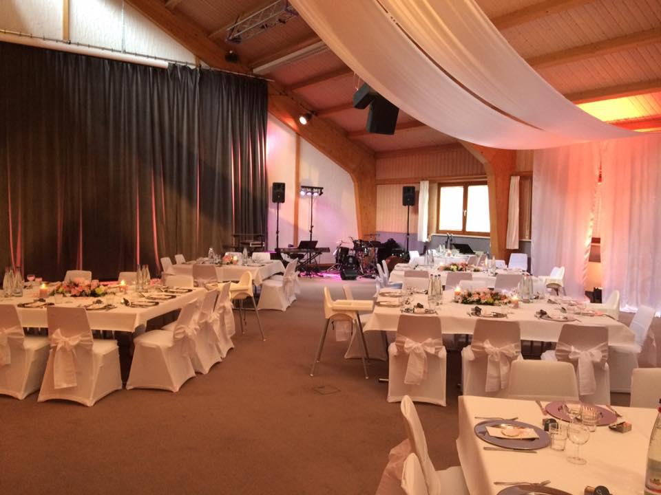 Festsaal in Lorch-Waldhausen Wedmusic-Band Festsaal in Lorch-Waldhausen Wedmusic-Band