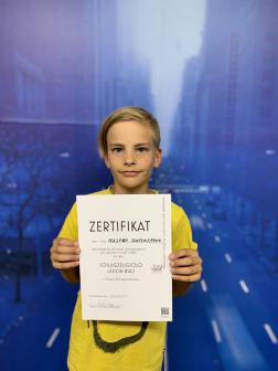 Kasper mit seinem Zertifikat 2022